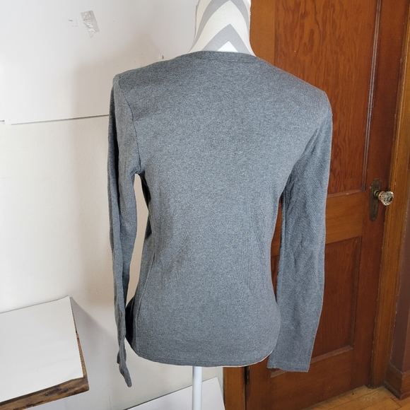 Womans Tommy Hilfiger 100% Cotton Long Sleeve Knit T-shirt Size Large - Picture 3 of 7